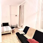 Elegant Appartement Paris 9Eme